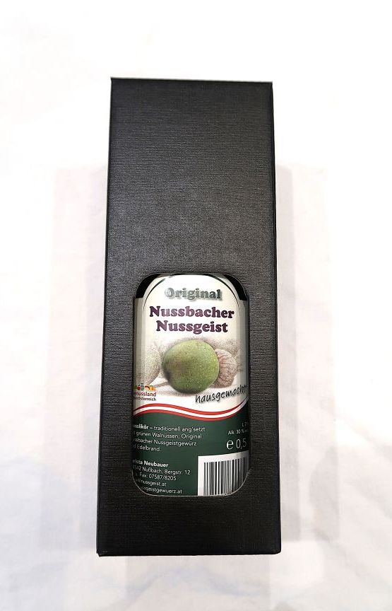 Nussgeist in edler Geschenkverpackung 500ml